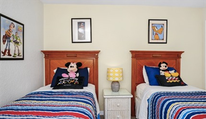Twin room. Three Palms Villa in Town Centre Reserve, Davenport, Orlando